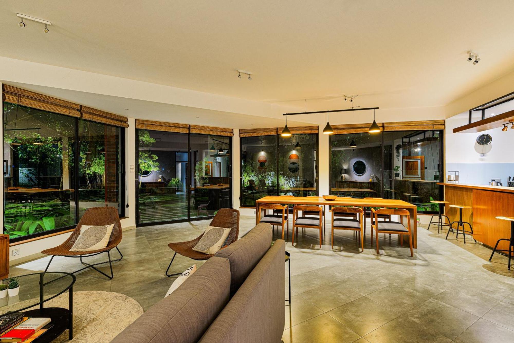 By Carlsen Villa Moratuwa